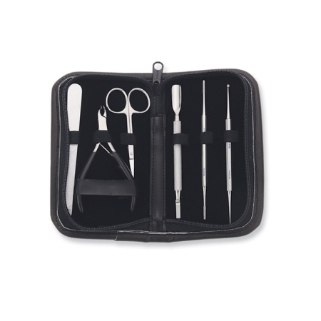 MANICURE SET